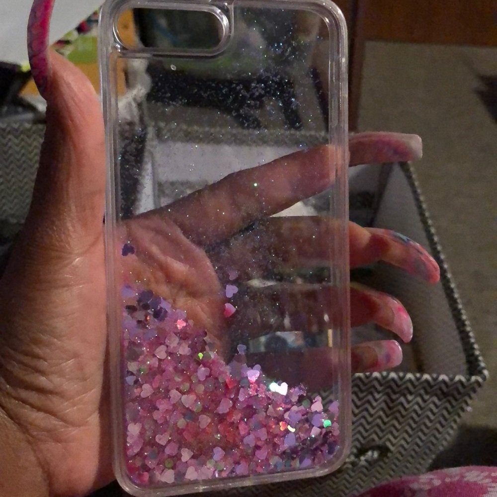 iPhone 7/8 Plus pink heart glitter case - Picture 2 of 3